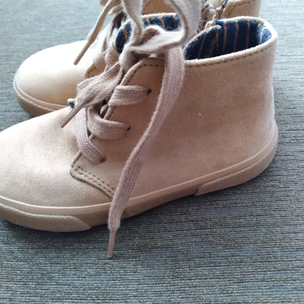 Cat and Jack toddler boots